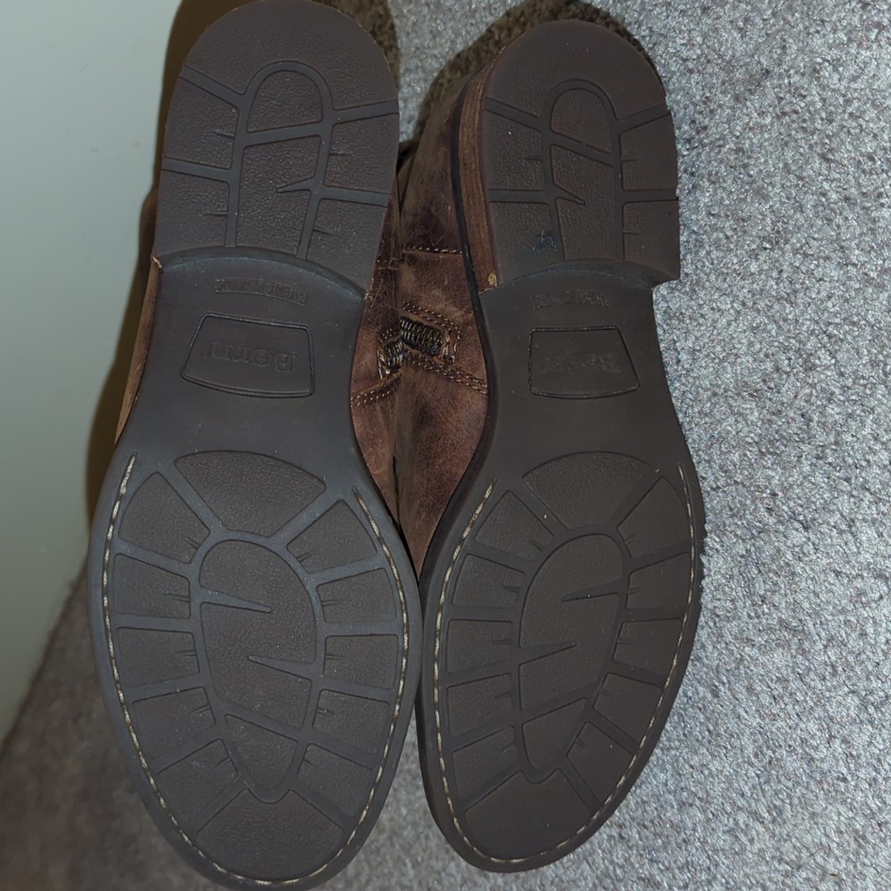 Born Tall Brown Leather Boots Almond Toe Size 7½ - Picture 6 of 7